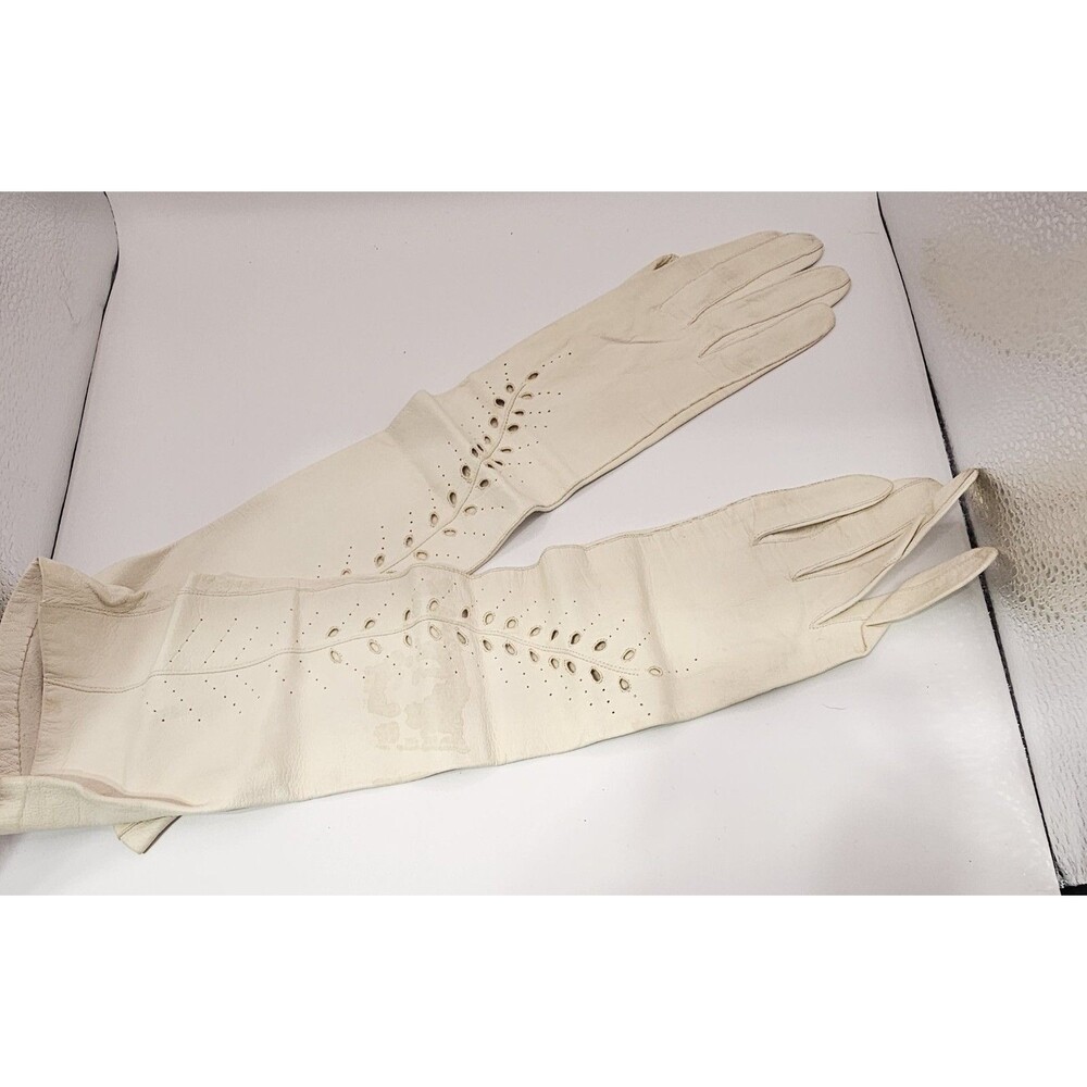**VINTAGE DESIGNER LADIES CREAM LEATHER GLOVES SILK LINING SIZE Small